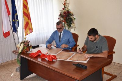 uroczyste podpisanie umowy o przyjaźni